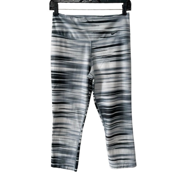 Nike Dri-Fit 2.0 Legend Pant Stretch Swift Print Capri‎ Leggings S Gray Black - Picture 1 of 10